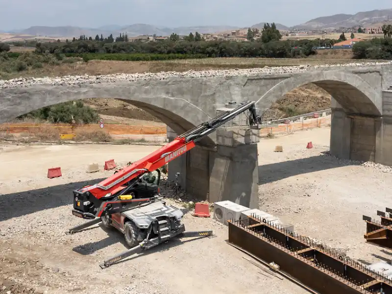 sollevatori-telescopici-rotativi-manitou-a-modena-parma