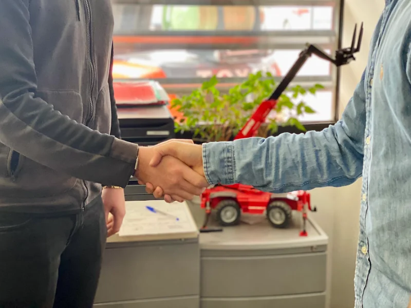 vendita-piattaforme-aeree-e-mezzi-da-lavoro-a-modena-bologna